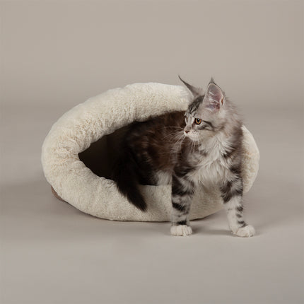 Scruffs Seattle Crinkle Sleeping Bag Cat Bed Sienna Brown