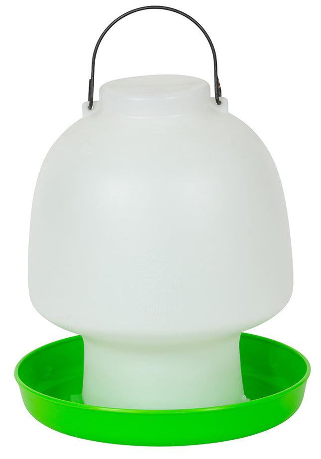 Green and White Waterer (6.5Ltr)